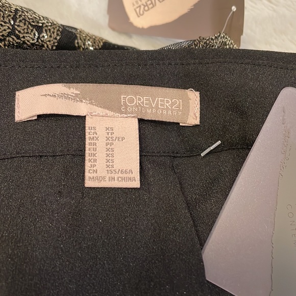 NWT Sequin midi skirt + two black tops - XS - Picture 6 of 12